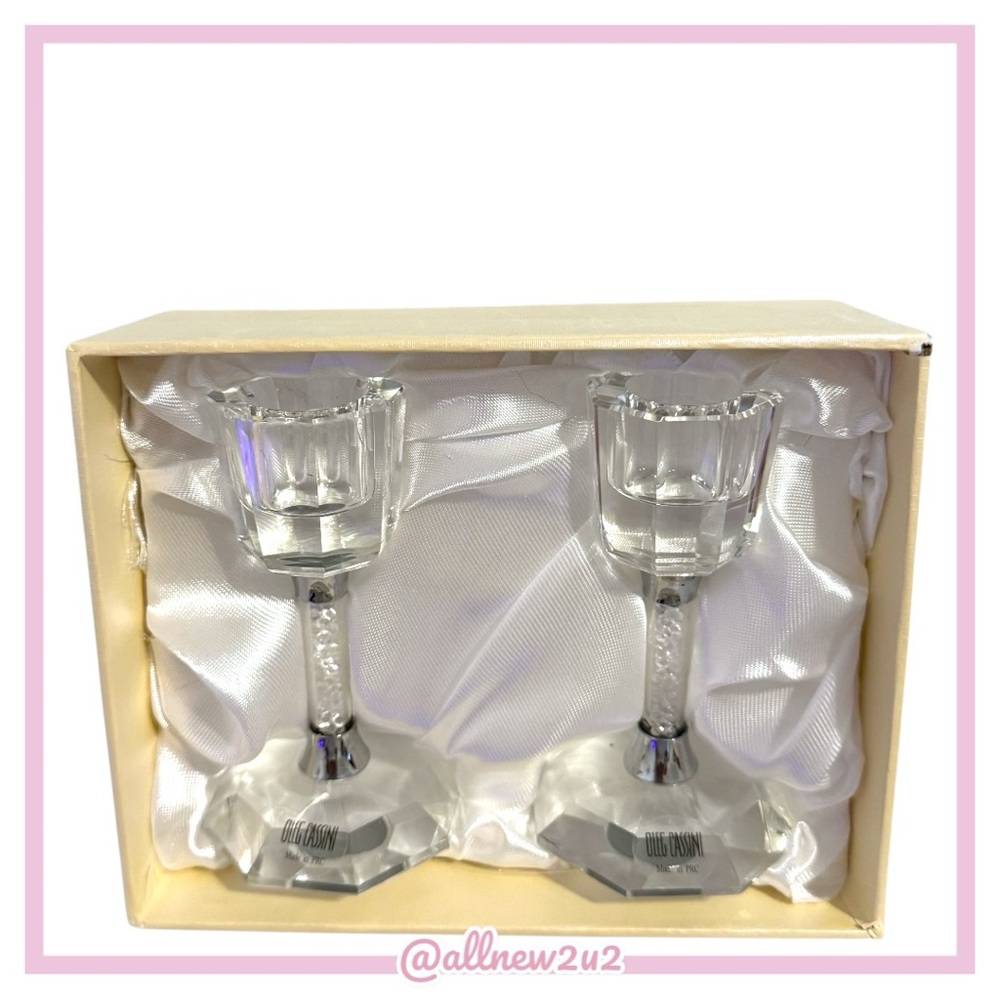 Oleg Cassini Elegant Crystal Glitter Candle Holders - Picture 2 of 10
